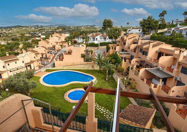 Townhouse for rent in Benitachell, Alicante
