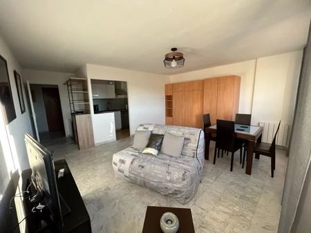 Location Appartement 1 pièce 39m² AUBAGNE 13400 - Photo 3