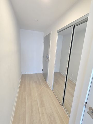 For Lease - 30 Upper Mall Way Unit# 3010, Vaughan, Ontario - Photo 2