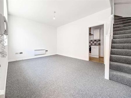 Horninglow Street, Burton-on-trent, DE14 - Photo 3