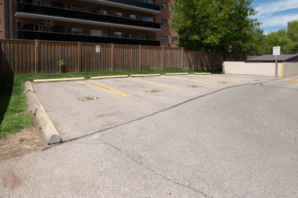 For Lease - 1017 Seneca Avenue Unit# 209, Mississauga, Ontario - Photo 1