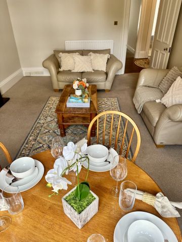 Whitehall Crescent 12 (2/1), DD1 4AU, Dundee - Photo 2