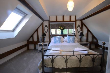 3 bedroom barn conversion to rent - Photo 3