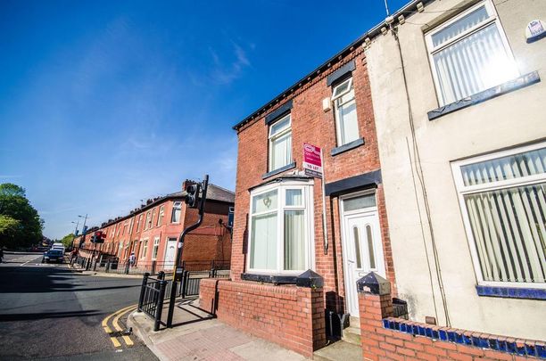 3 bedroom terraced house to rent - Photo 1
