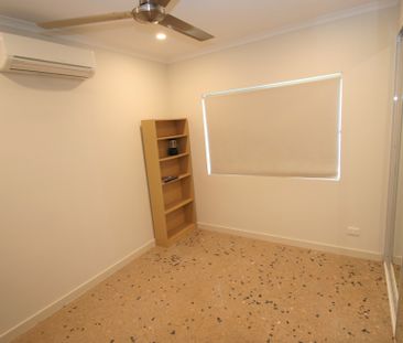 20 Martin Terrace - Photo 3