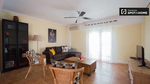 valencia, Valencian Community 46004 - Photo 1