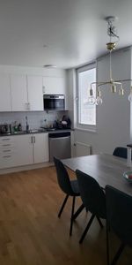 Tempelriddarvägen, Skärholmen - Photo 3