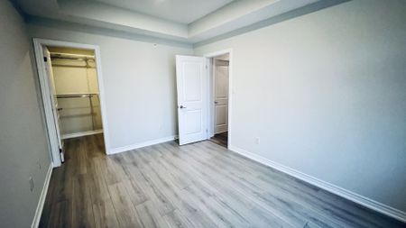 For Lease - 2326 Taunton Road Unit# 201, Oakville, Ontario - Photo 5