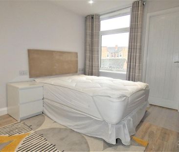 4 bedroom house share to rent - Photo 3