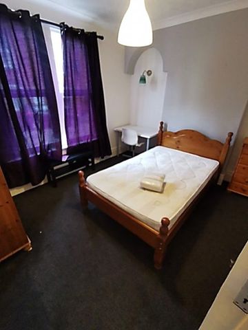 33 Club Street, Sharrow - Photo 5