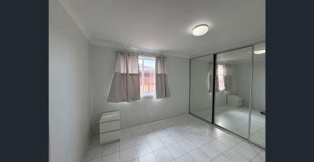 2 Bedroom Flat - Photo 4