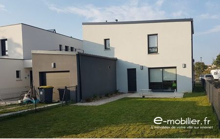 Maison contemporaine à louer, 5 pièces - Noyal-Châtillon-sur-Seiche 35230 - Photo 4