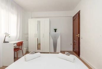 Calle Lozano de Torres, Málaga, Andalusia 29013