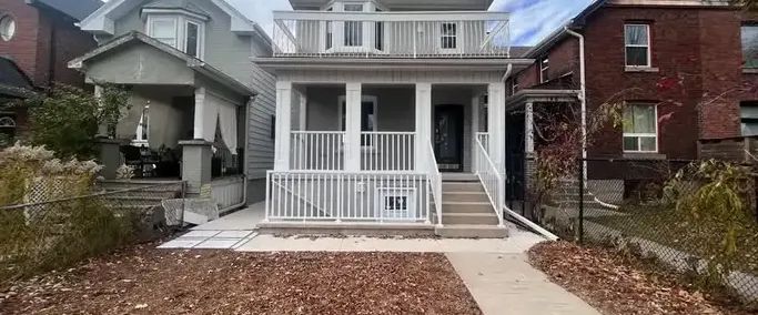 146 Bartlett Avenue | 146 Bartlett Avenue, Toronto - Photo 1
