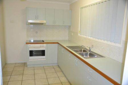 COMFORTABLE 2 BEDROOM UNIT - Photo 4