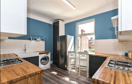 Room in a Shared Flat, Ferndale Road, L15 - Photo 5