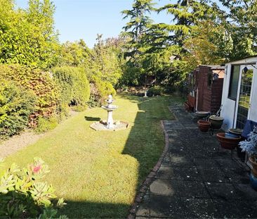 3 bedroom semi-detached bungalow to rent - Photo 1