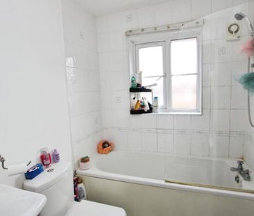 If you are looking for a modern two bedroom house to rent in Emerso... - Photo 3