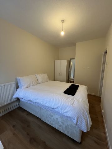 3 Bed Flat, Berwyn House, N16 - Photo 3