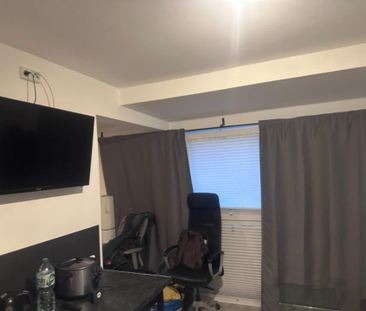 Modernly furnished apartment in Prenzlauer Berg - Photo 2