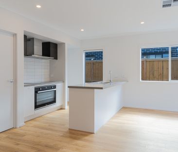 Thinking of selling? Contact our agent - Photo 4