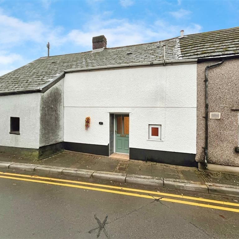 High Street, PORTH - Photo 1