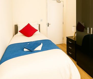 Room in a Shared House, Windsor Road, L13 - Photo 3
