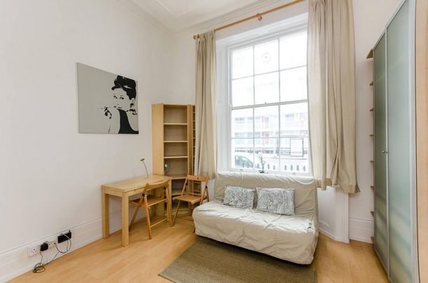 Flat 01 Claverton Street, Pimlico SW1V 3AX - Photo 1