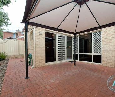 TOWNHOUSE FOR RENT IN LATHLAIN - Photo 4