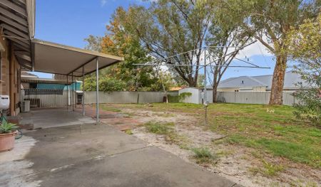 39 Blanche Street, Gosnells WA 6110 - Photo 5