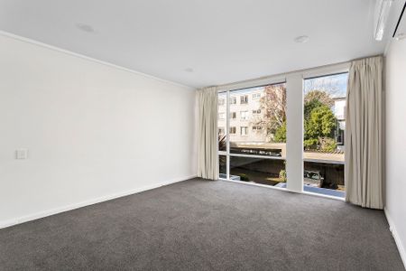 Unit 6/5 Northampton Place, South Yarra. - Photo 4