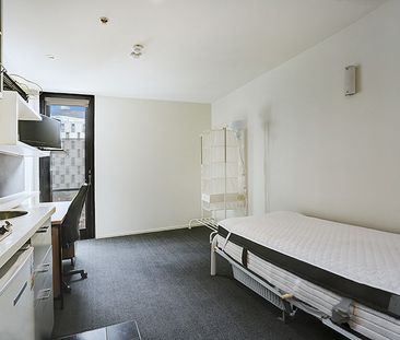 314/24 Barkly Place, Carlton VIC 3053 - Apartment For Rent | Domain - Photo 2