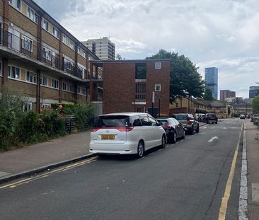 3 Bed Flat, Maryland Street, E15 - Photo 3