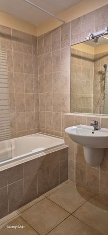 APPARTEMENT 3 PIÈCES- LES ANGLES, - Photo 2