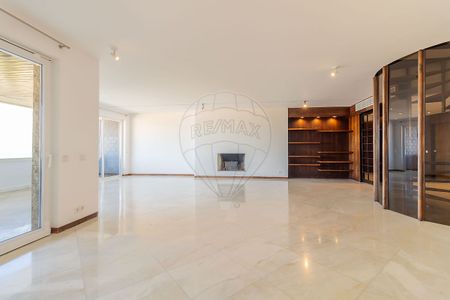 Apartamento T4 em Lisboa - Photo 2