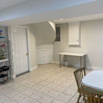 Basement apartmant for rent (est york) - Photo 3