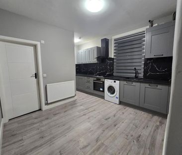 Chandos Road N17, London - Photo 4