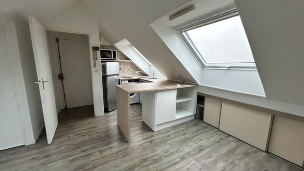 Location Appartement 2 pièces 18m² - Photo 1