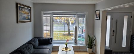 For Lease - 403 Brisdale Drive, Brampton, Ontario - Photo 5