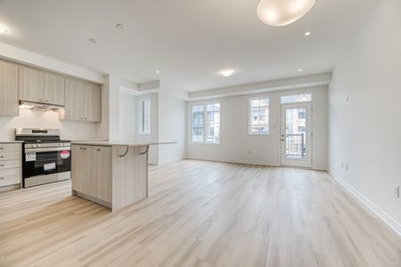 For Lease - 53 Pearen Lane, Barrie, Ontario - Photo 5