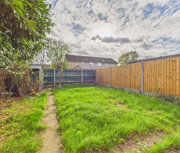 3 bedroom terraced house to rent - Photo 6