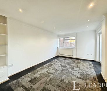 property to rent Long Banks, Harlow, CM18 - Photo 1