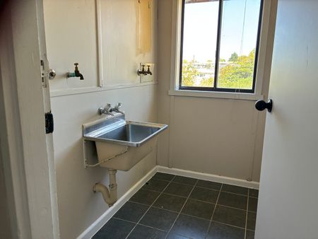 24 Butters Street, Morwell, VIC - Photo 2