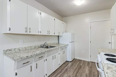 Premier Suite - 2 Bedroom - Photo 5