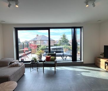 Appartement te huur in Wevelgem met 2 slaapkamers - Photo 2