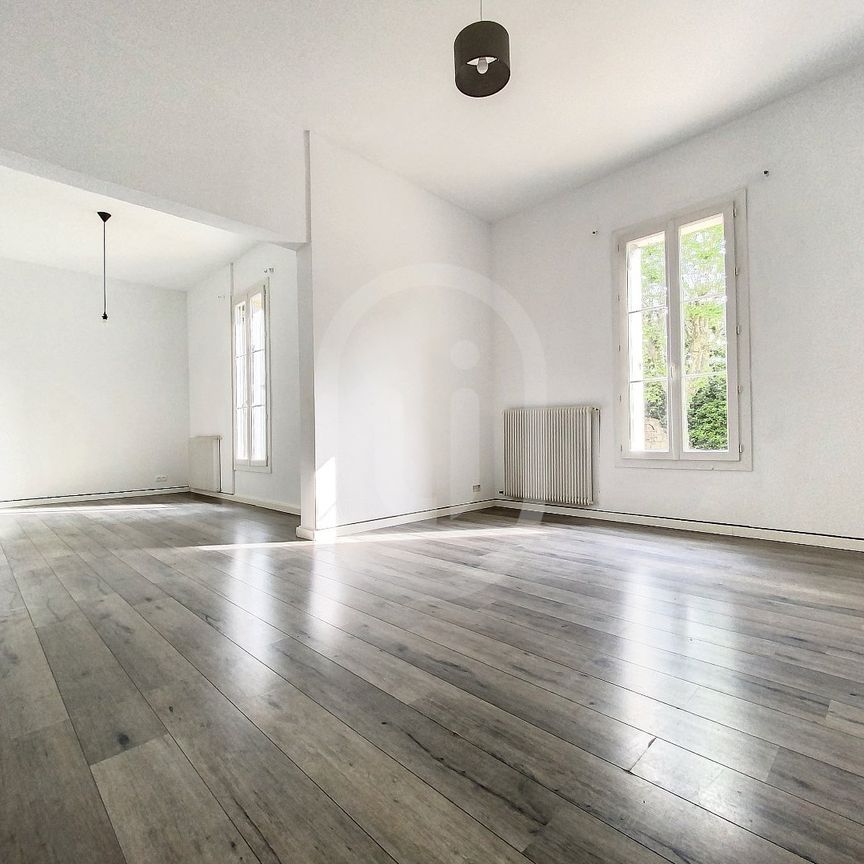 Location Maison 4 pièces 141m² MAUGUIO 34130 - Photo 1