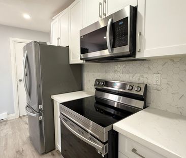 For Lease - 17 Carfrae Crescent Unit# Upper Apartment, London South... - Photo 4