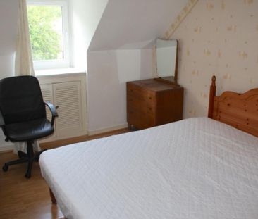 6 bedroom flat to rent - Photo 4