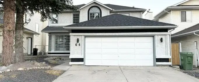 NEWLY RENOVATED RENT TO OWN IN SANDSTONE (NW)!! | 64 Sandringham Close Northwest, Calgary - Photo 1