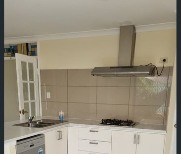 Comfortable Family Living in Rossmoyne School Zone - Photo 3